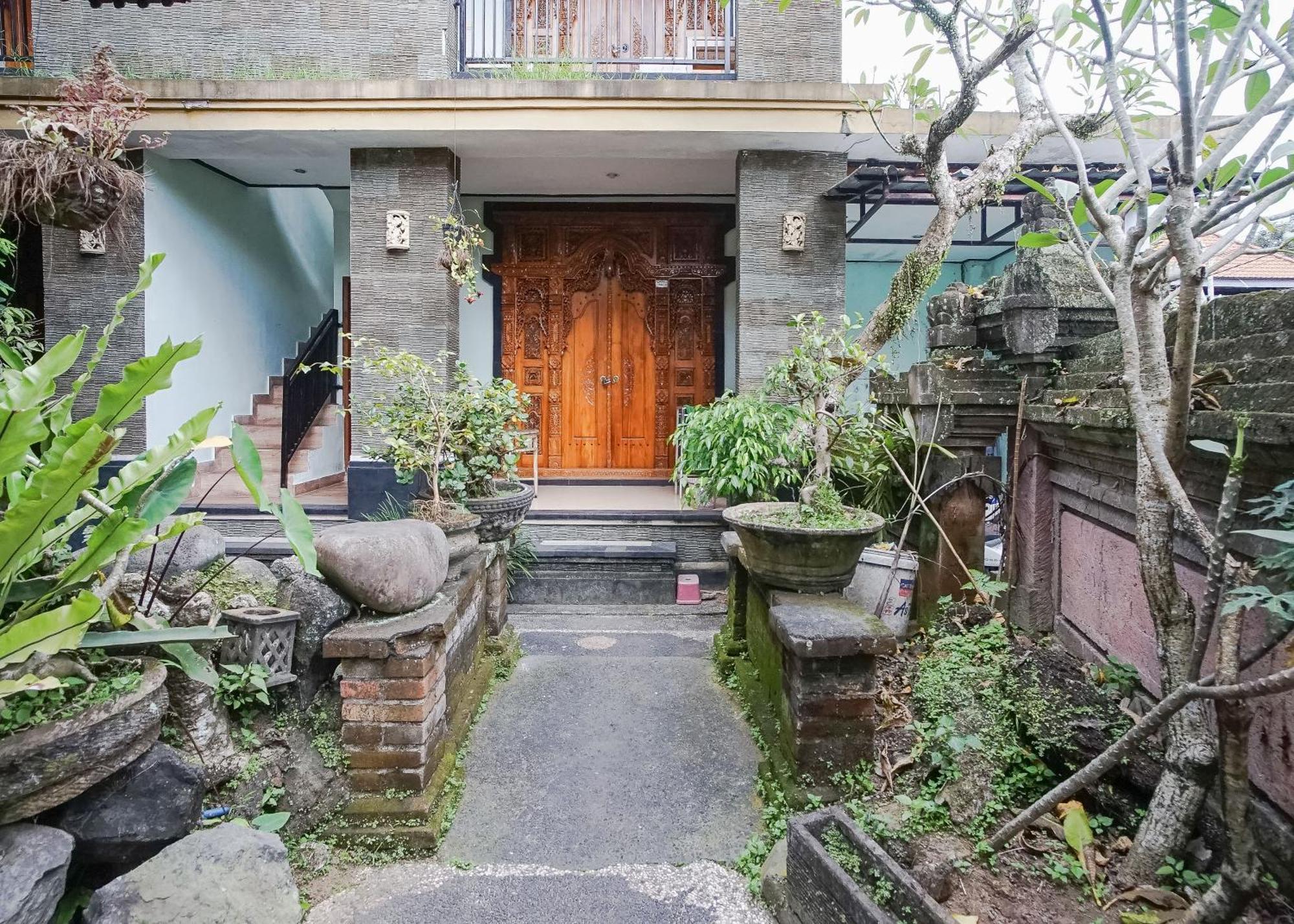 Rumah tetamu Aurora House Ubud (Bali)