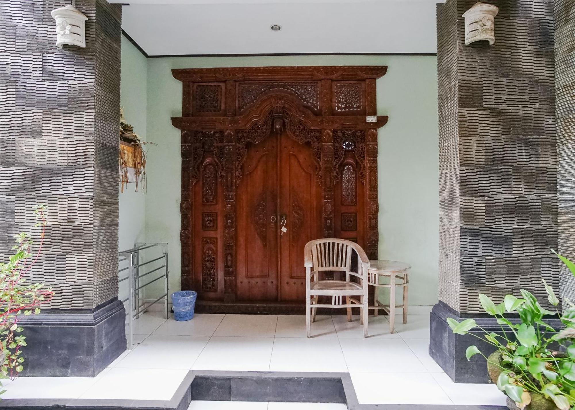 Rumah tetamu Aurora House