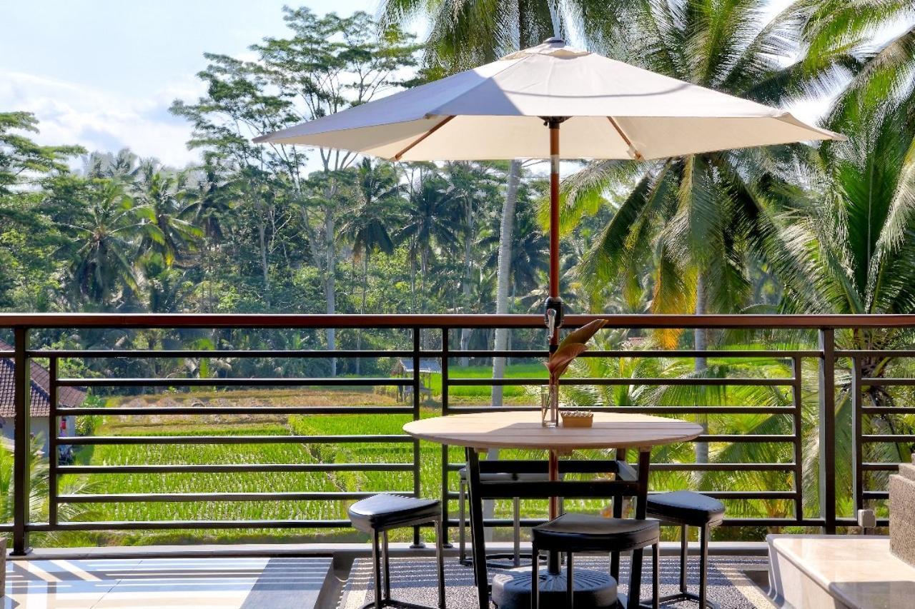 Villa Hillside By Sari Sasih