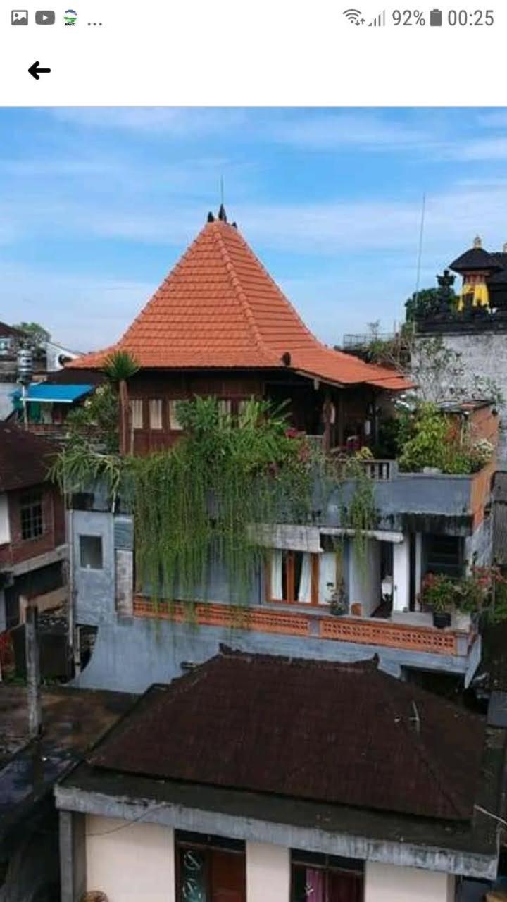 Wisma tamu Joglo House Nagi *