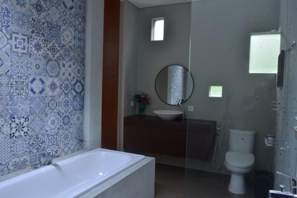 Perfectly 3br Private For Family In Villa Ubud (Bali)