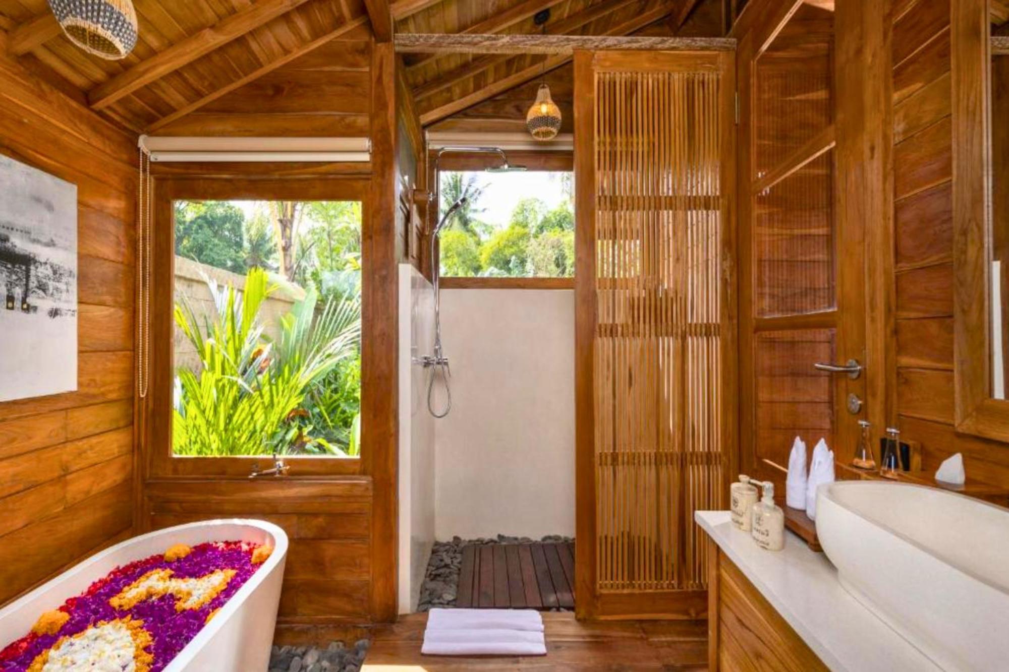 Prameswara 1 Bedroom Wooden Private Pool Zn174 *
