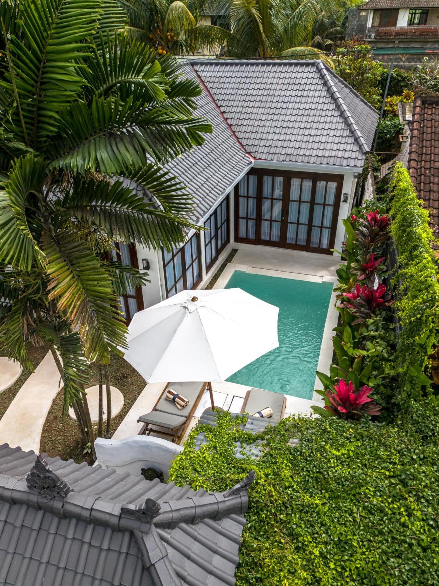 Moonlight By Evdekimi Villa Ubud