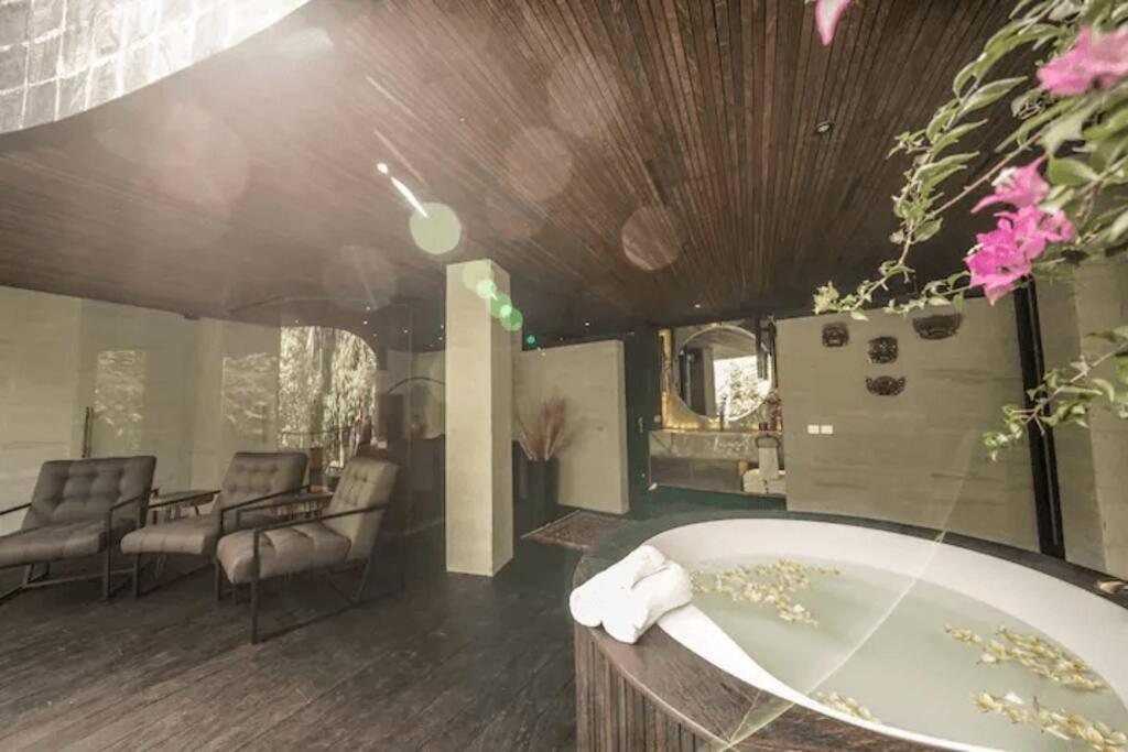 Dwa Chandra Full-service Luxury 4br & River *