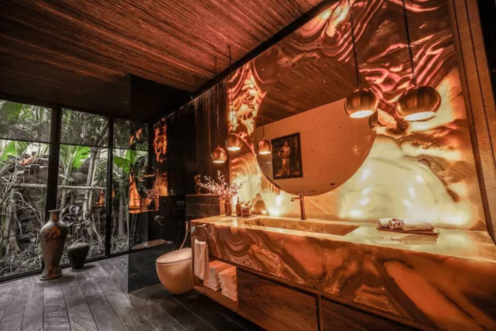 Dwa Chandra Full-service Luxury 4br & River Villa Ubud (Bali)