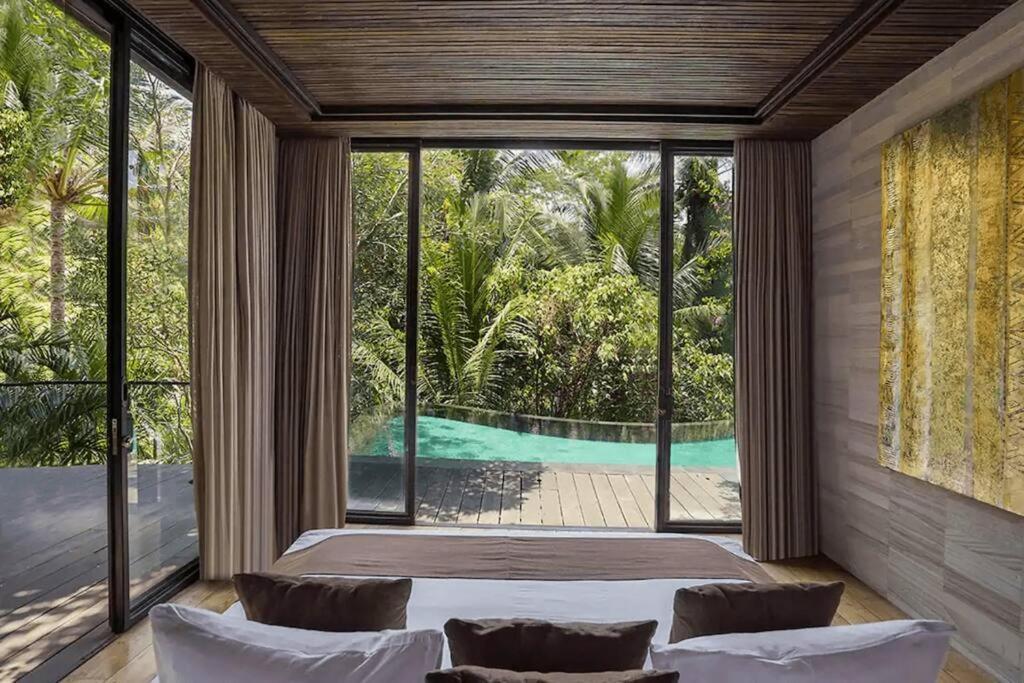 Villa Dwa Chandra Full-service Luxury 4br & River