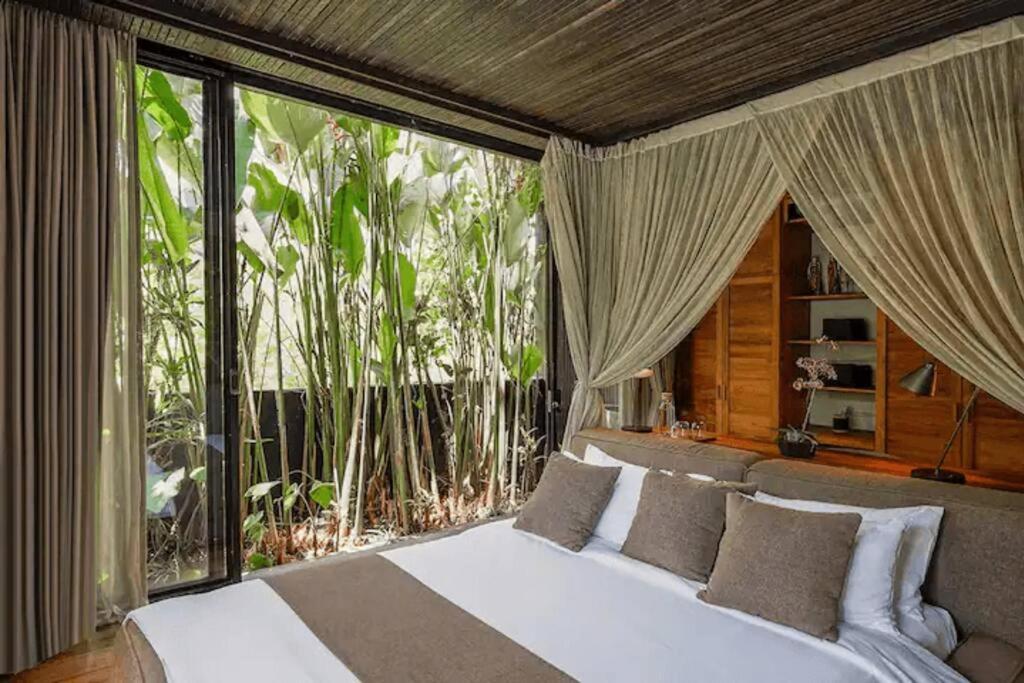 Villa Dwa Chandra Full-service Luxury 4br & River *
