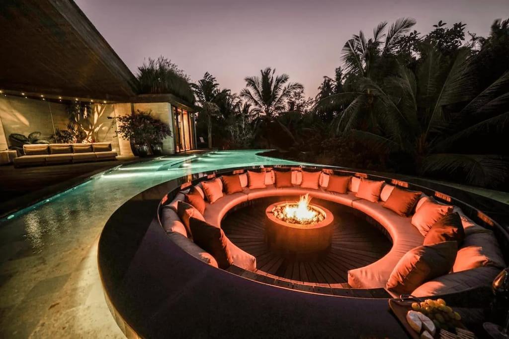 Villa Dwa Chandra Full-service Luxury 4br & River Ubud (Bali)