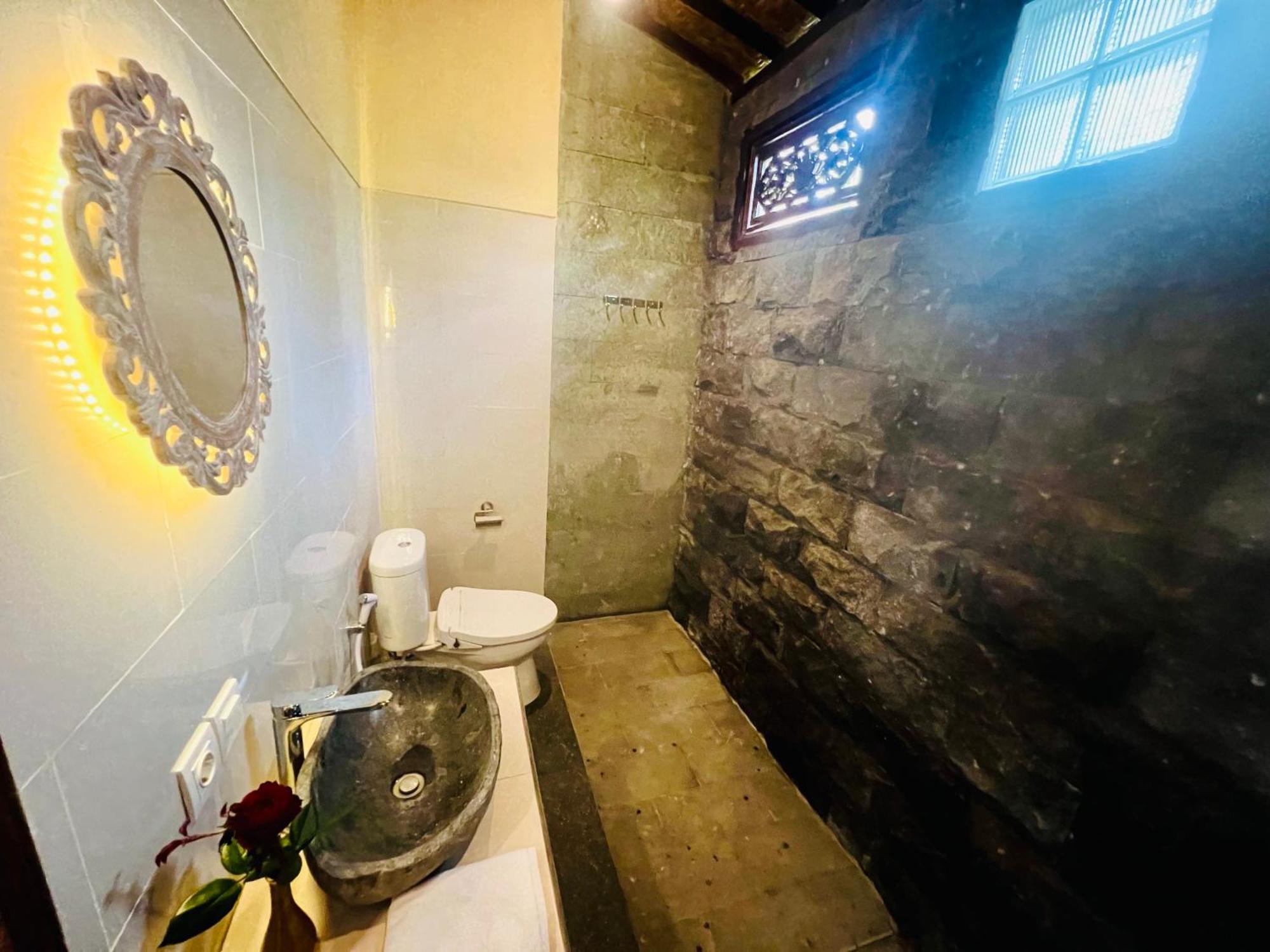 Dira House Villa