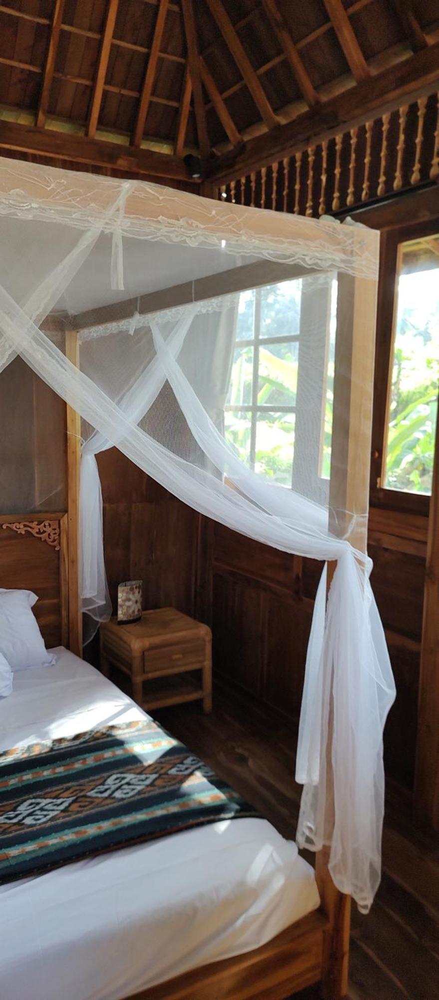 Lodge Rumah Guci
