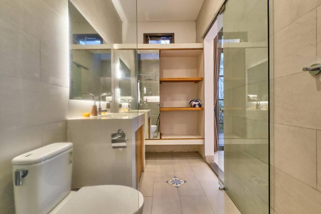 2br Stylish 10min To Center Villa *
