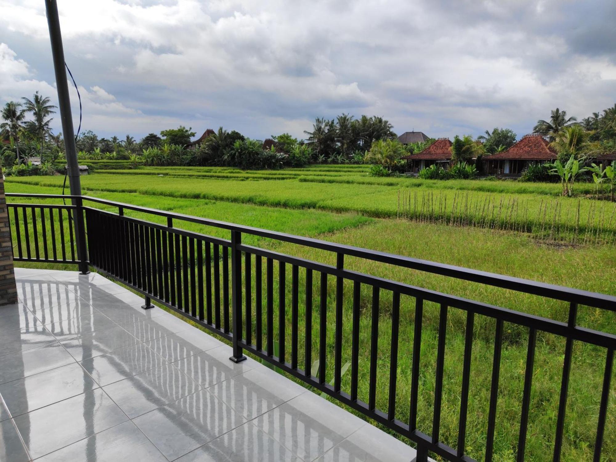 Nyoman Guest house