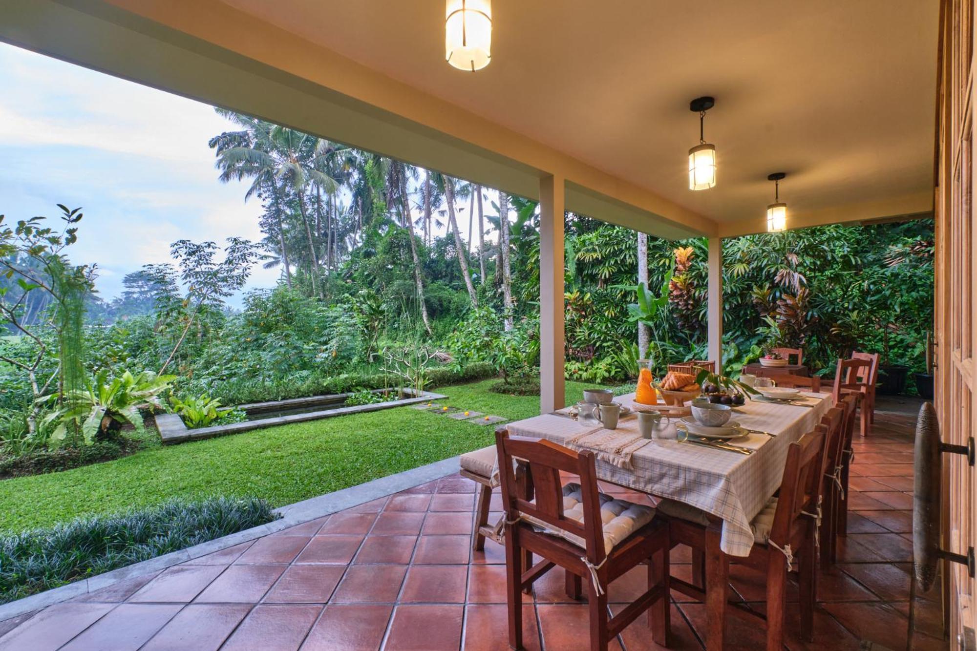 Balinese Antiques Single Level 3br In *