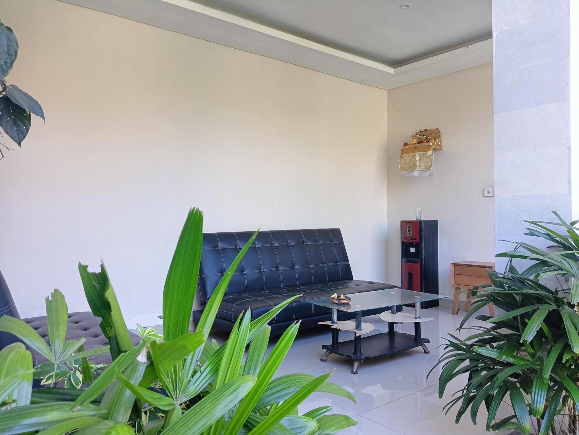 Kama Ayu Guest house *