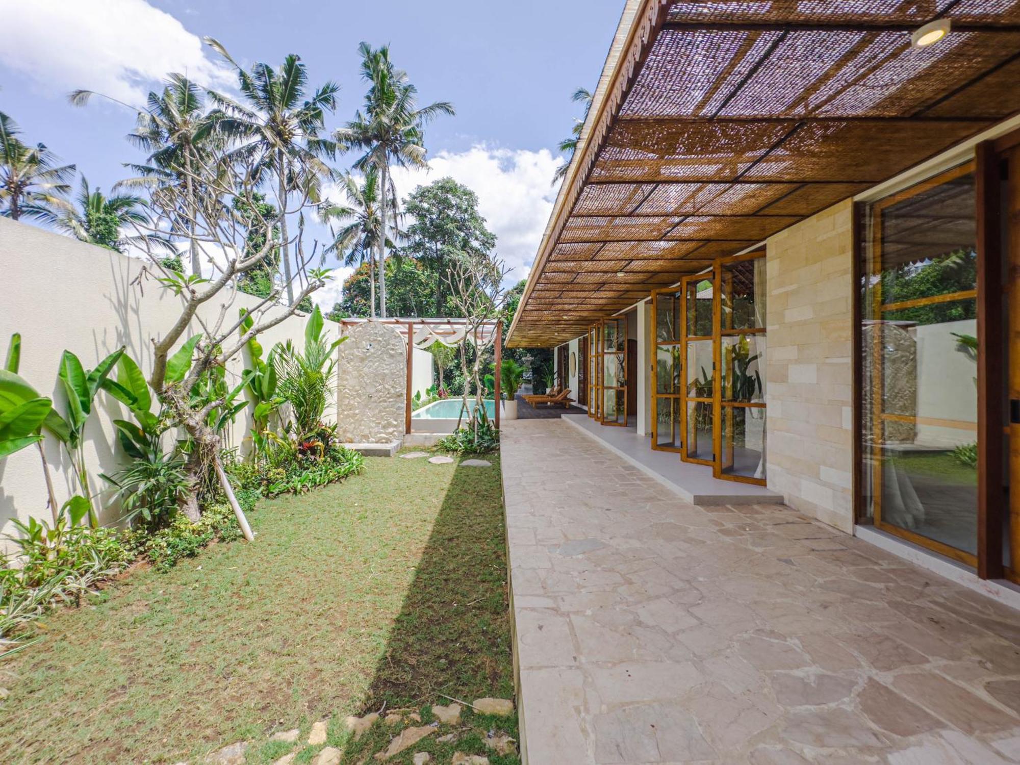 Abangan Palace - Jungle View Villa *