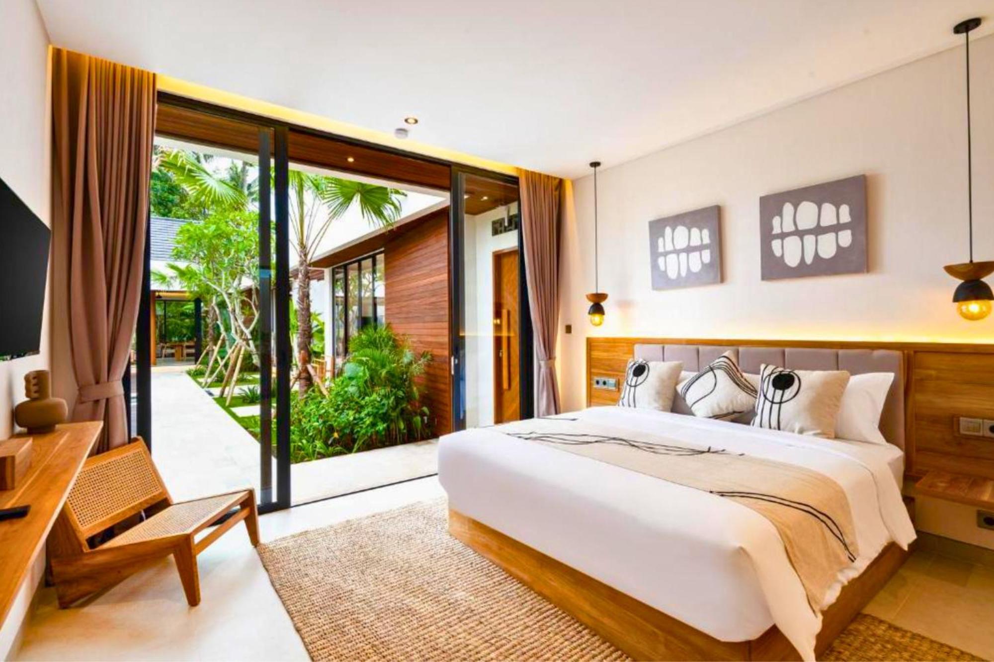 Madaharsa 4 Bedroom Private Pool Zn203