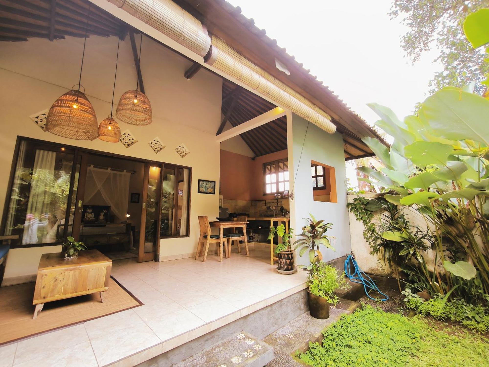 Design Private House In The Rice Fields Ubud (Bali)