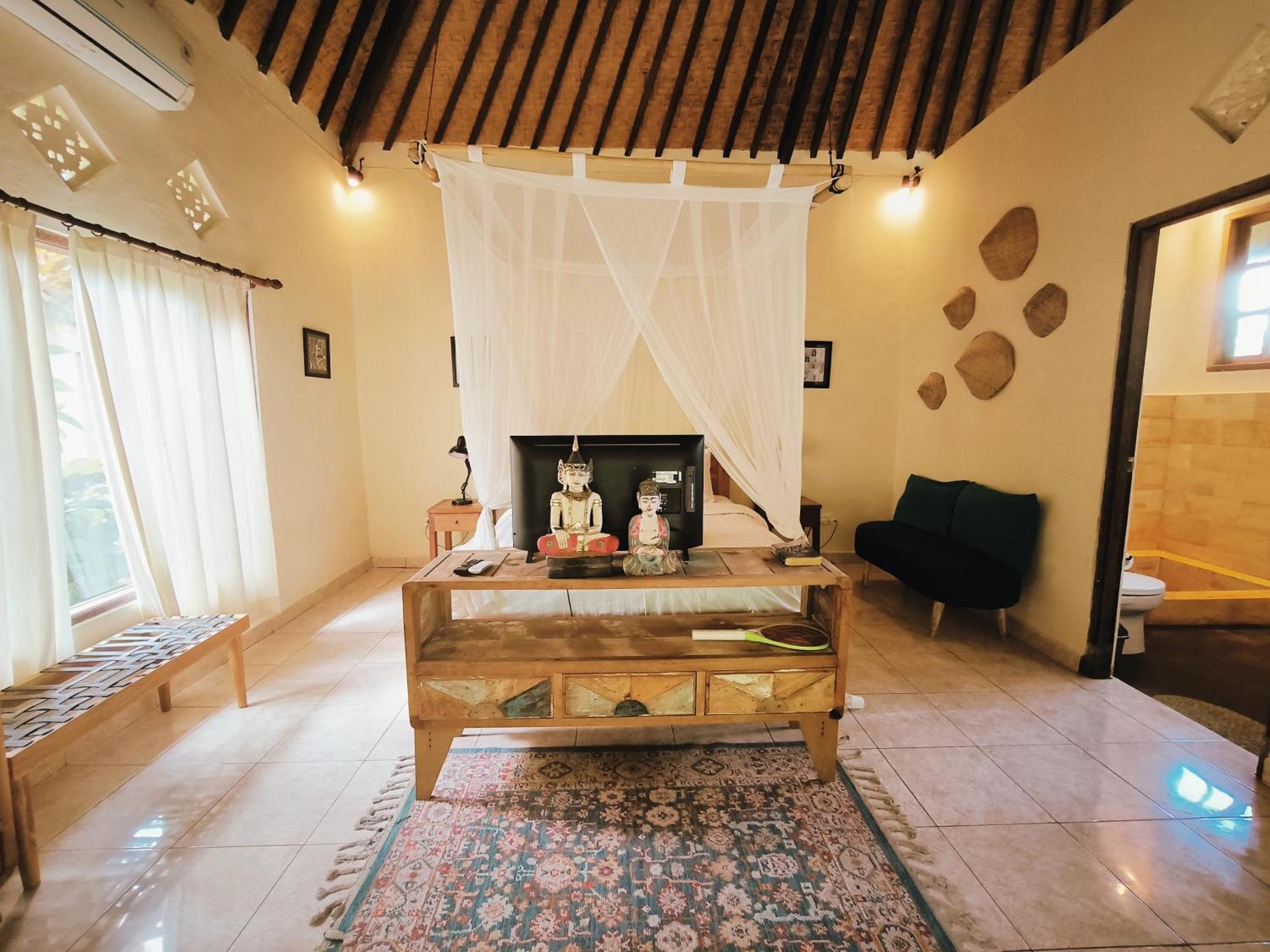 Design Private House In The Rice Fields Ubud (Bali)