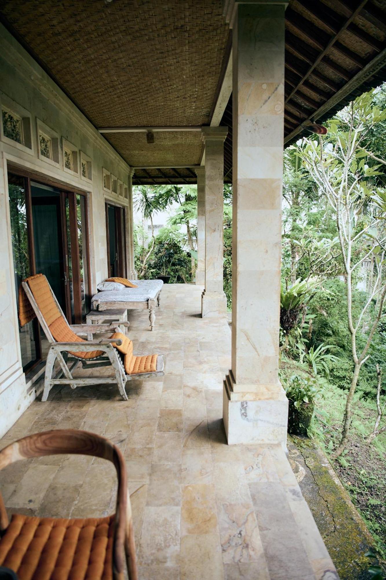 Lembah Sentosa Pensão