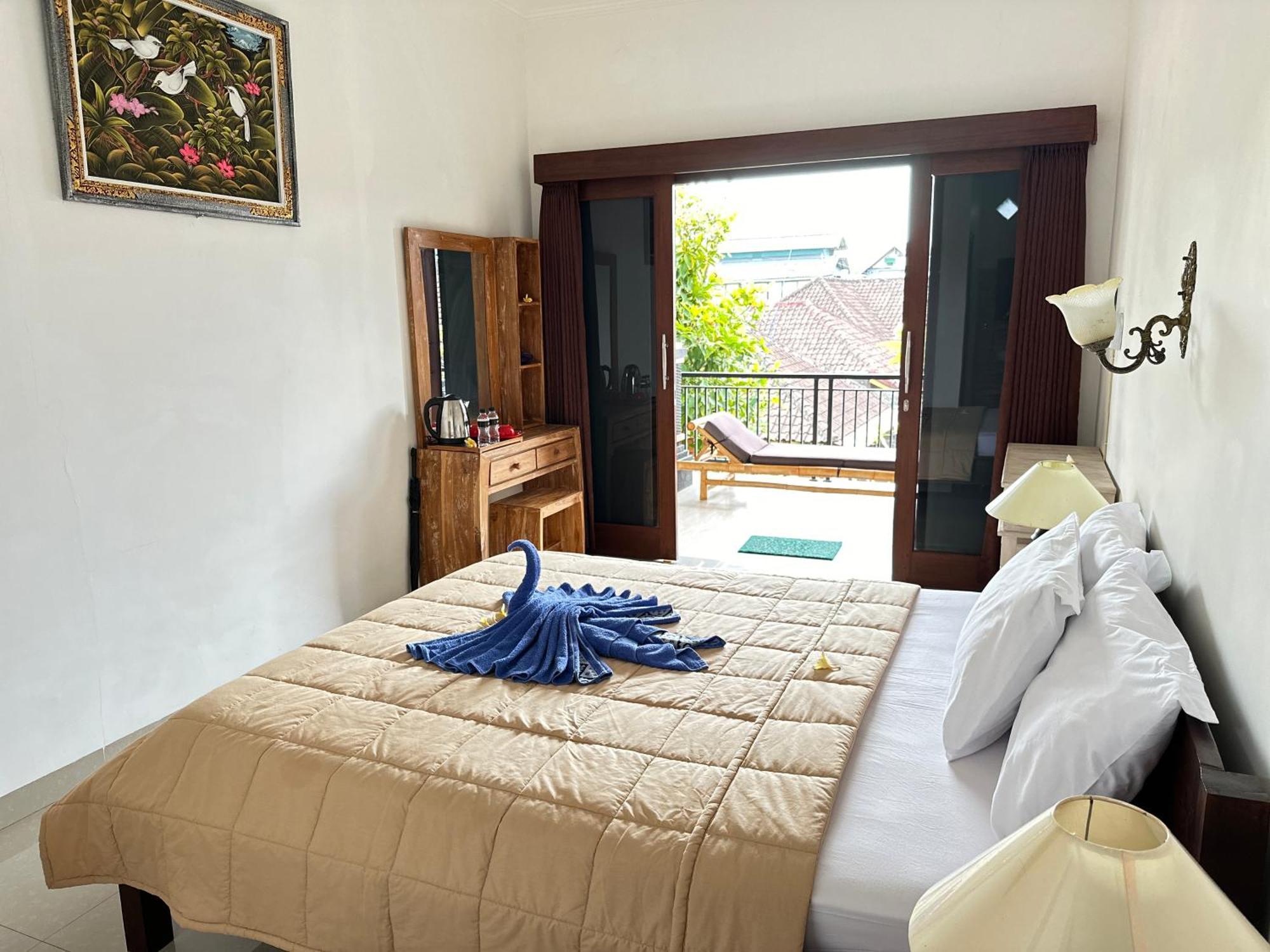 Ayye Homestay *