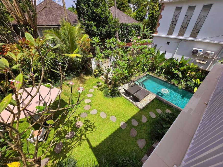Villa Paradise Awaits