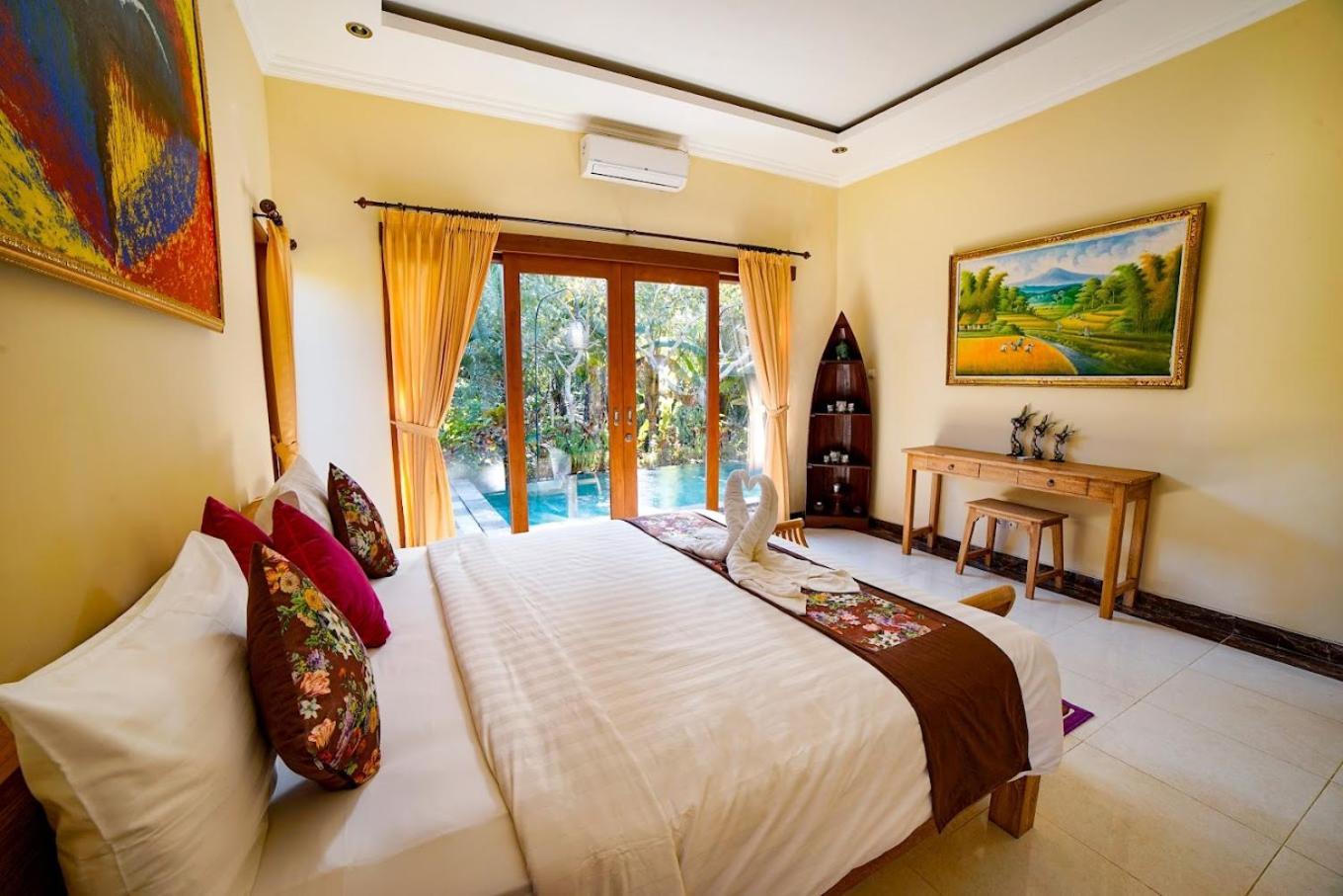 Villa Antira Private *