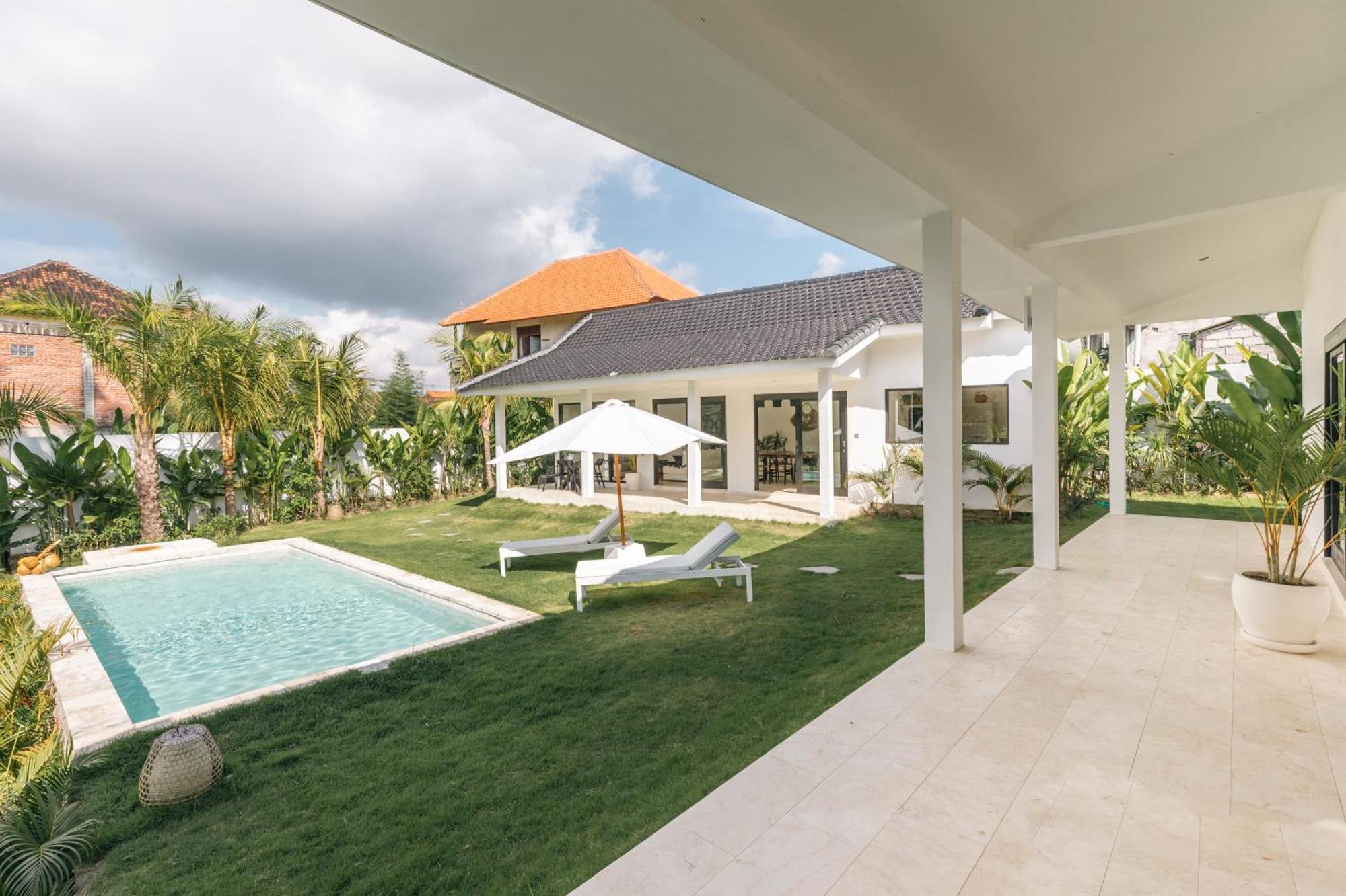 Bos Bali Villa *