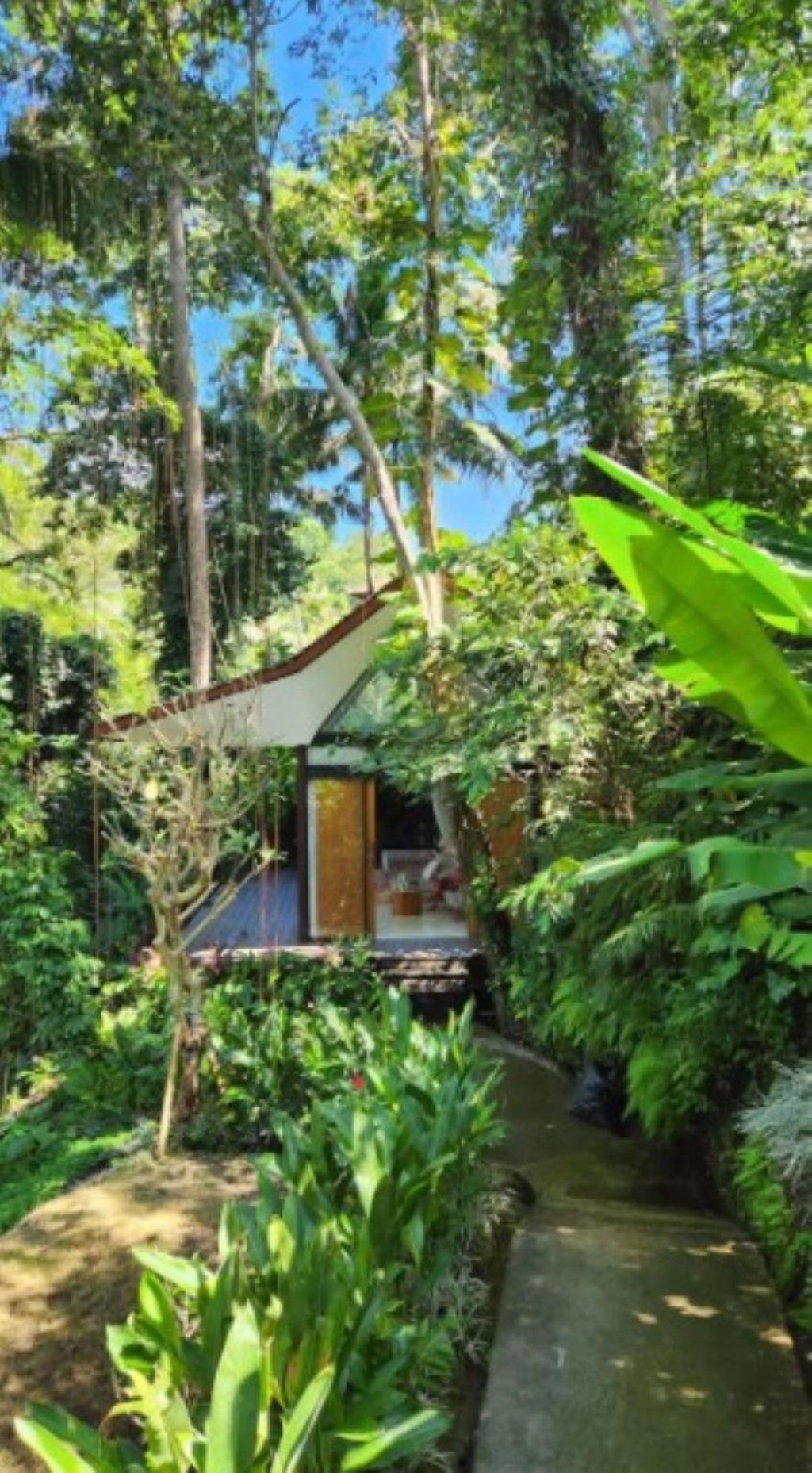 Sacred River & Jungle Villa *