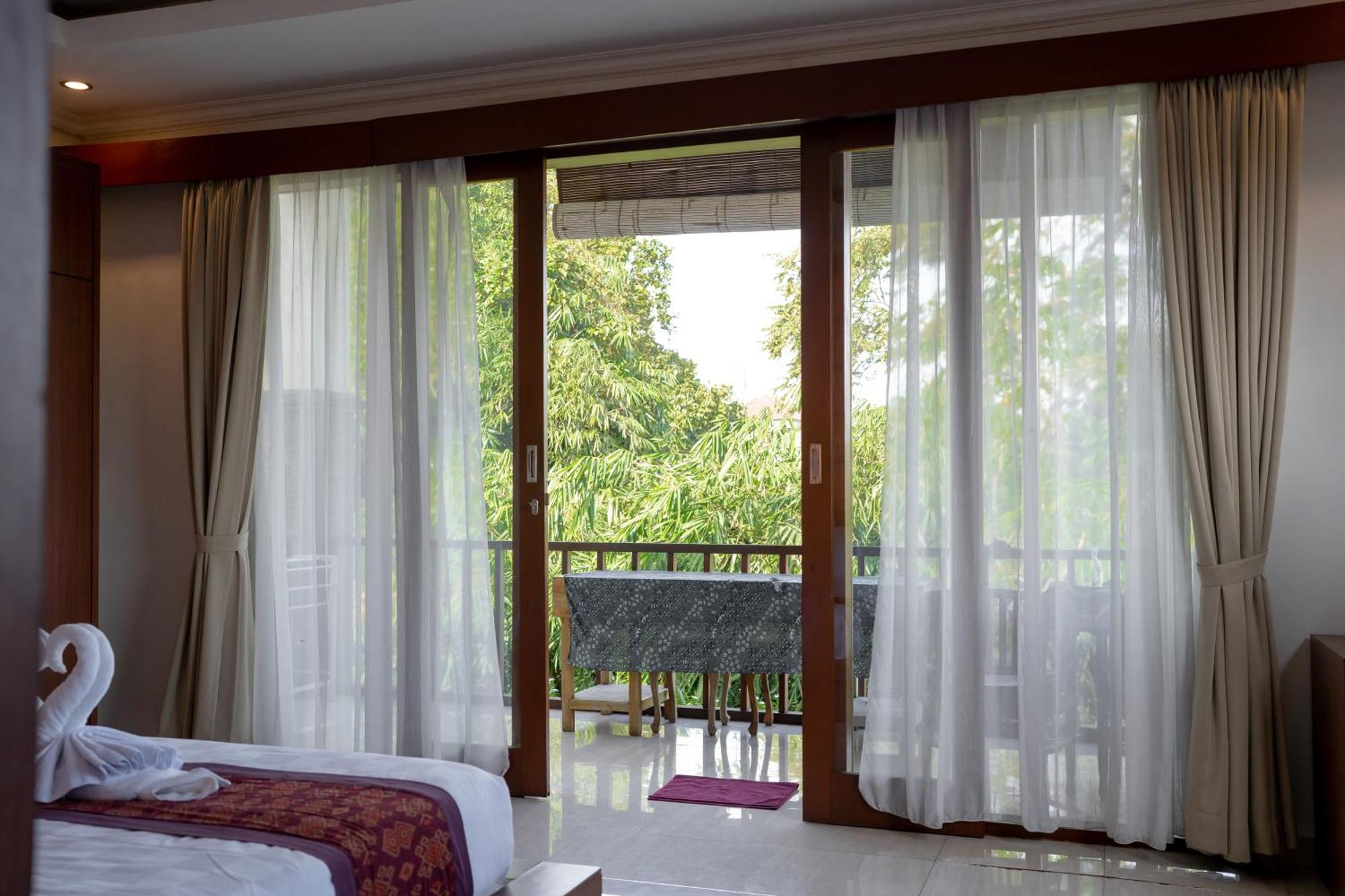 Adipana Bungalow-balinese Bed & Breakfast Ubud (Bali)