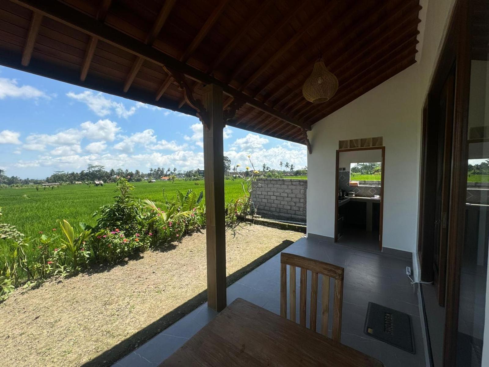 Villa Uma Dadi *