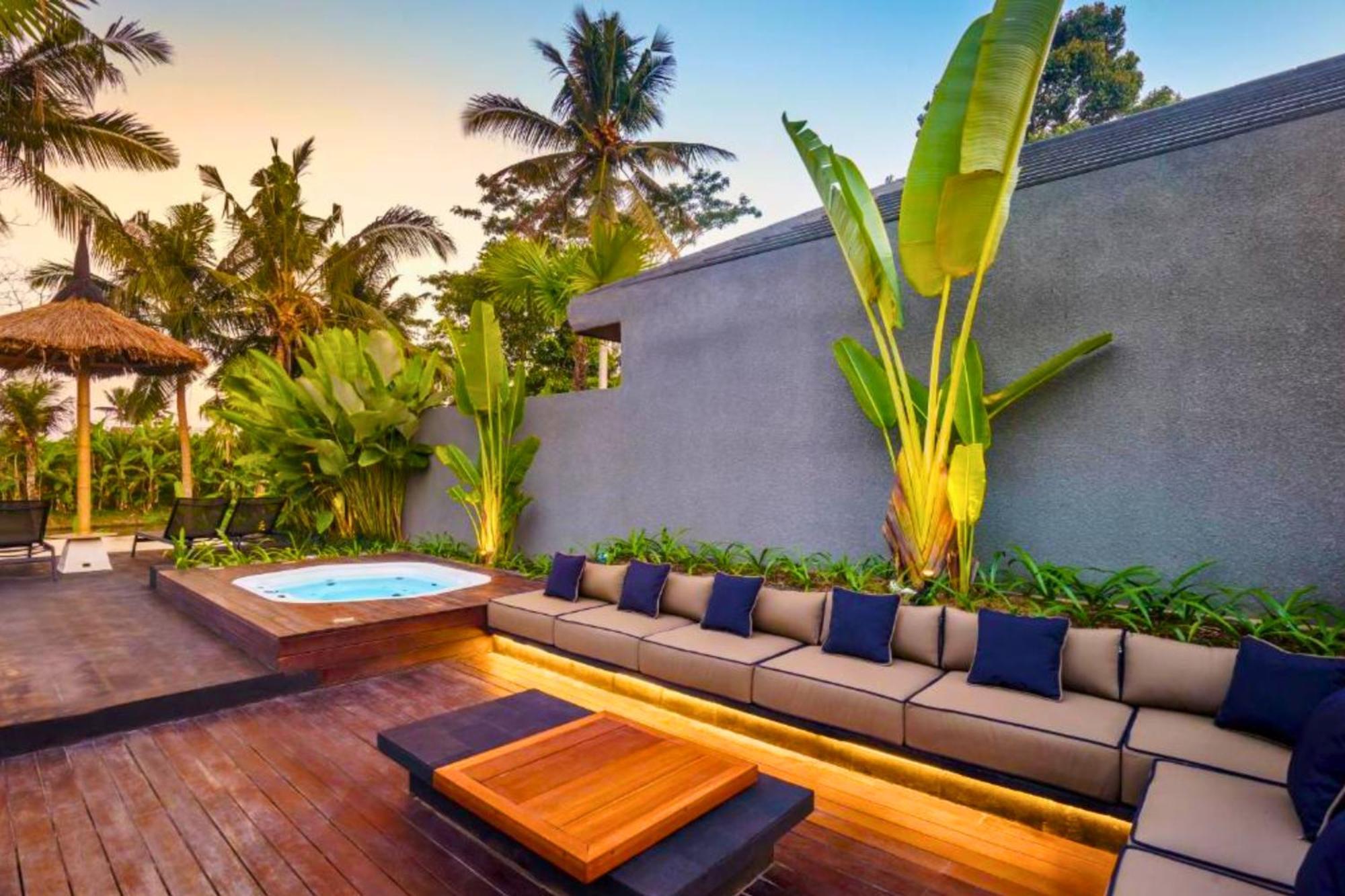 Tarachandra 5 Bedroom Private Pool Zn211