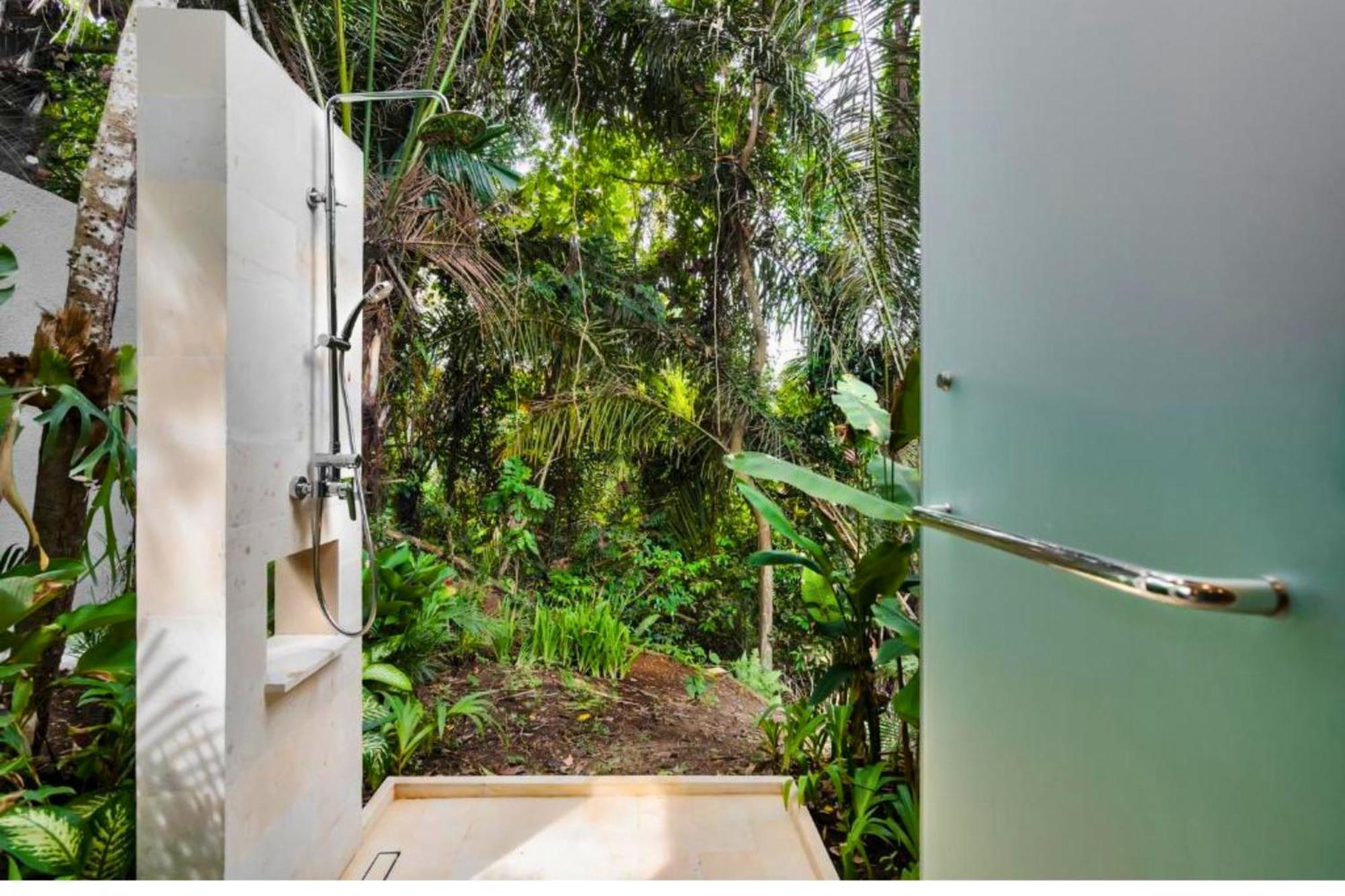 Lestari 4 Bedroom Private Pool Zn206 Ubud (Bali)