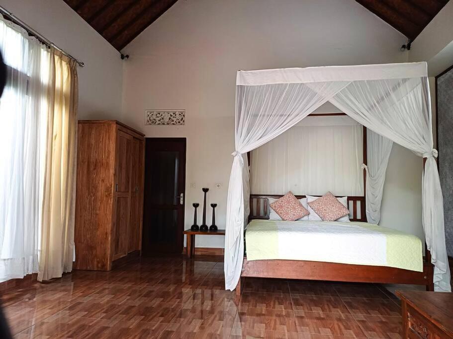 2 Private With 2 Pools For Larger Families Or Group Get Togethers * Ubud (Bali)