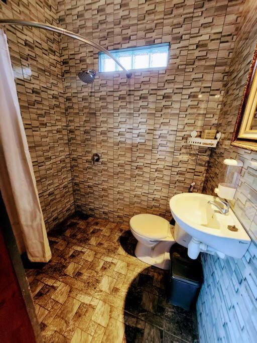 2 Private With 2 Pools For Larger Families Or Group Get Togethers