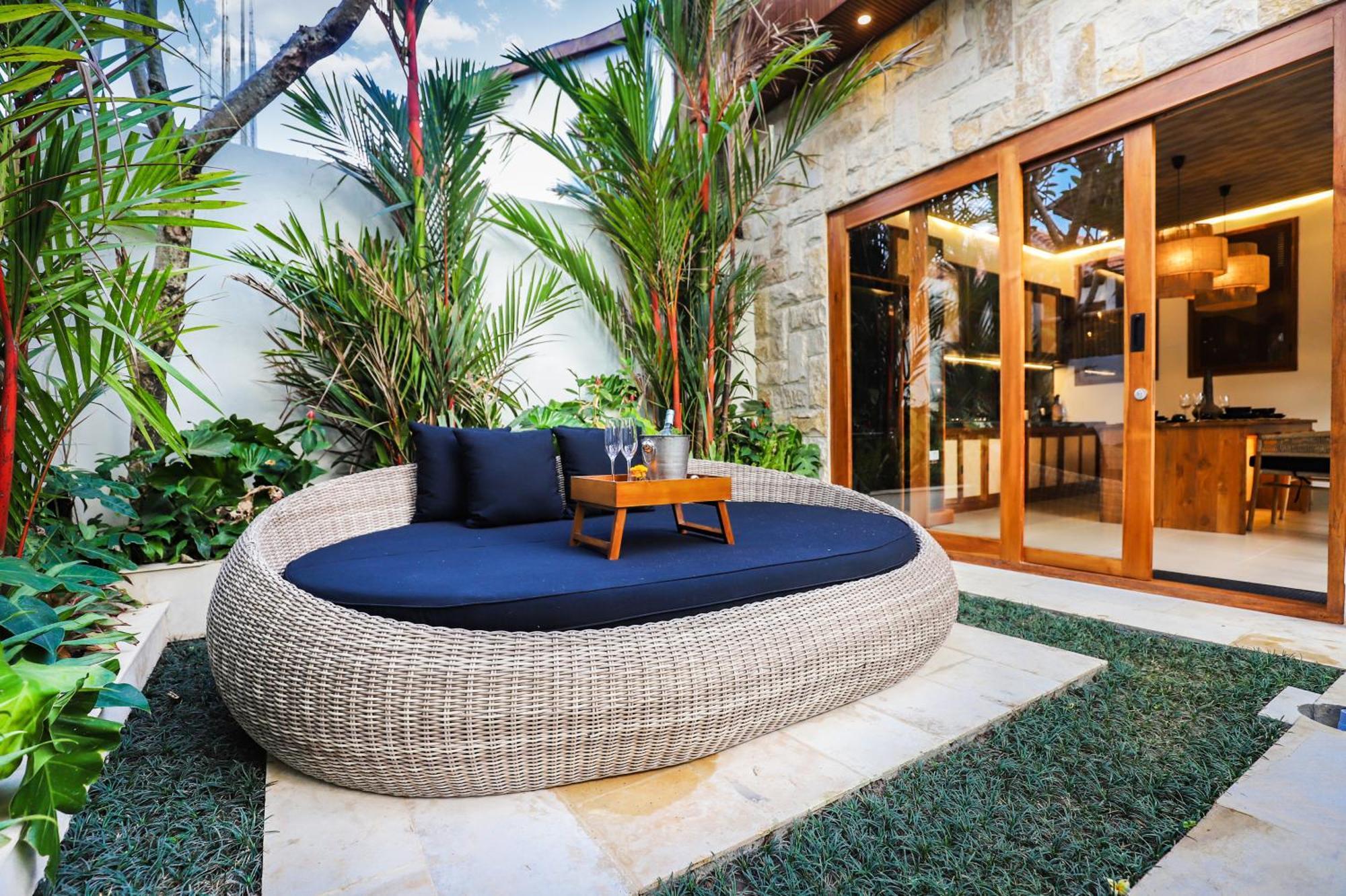 New Batavia - Modern Luxury & Cultural Fusion Villa *