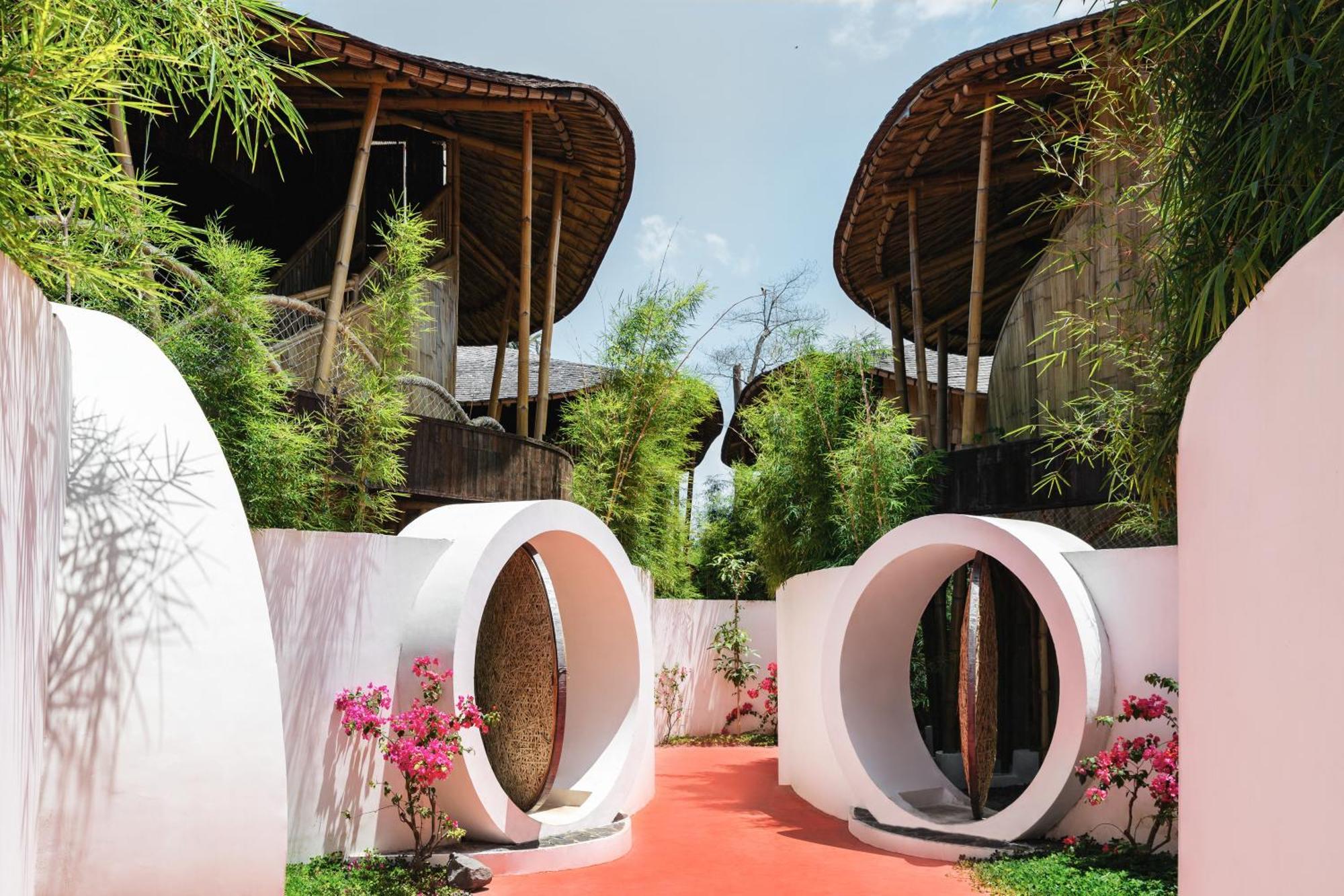 Clan Living - The Lovers Private Villa
