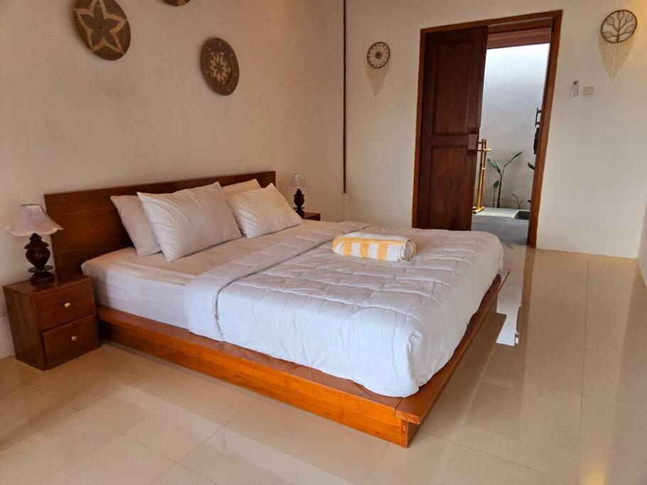 Relax And Unwind In Paradise Villa *