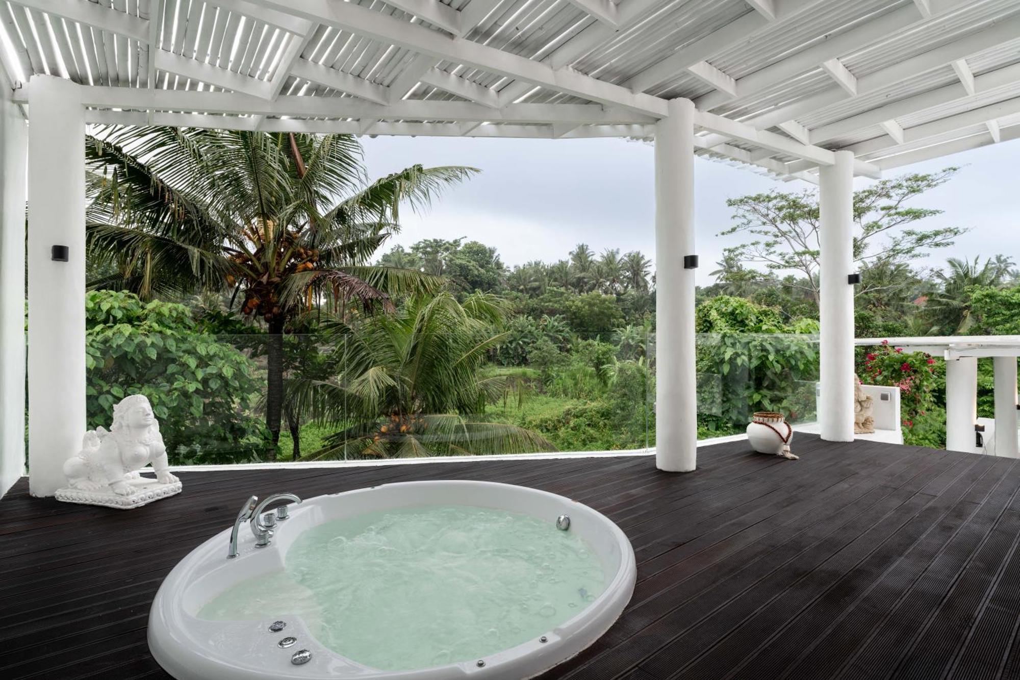 Exclusive 3br Celebrity - Ice Bath - Sauna - Jacuzzi - Outdoor Gym - Bbq - Stunning Rice Field & Jungle Views Ubud (Bali)