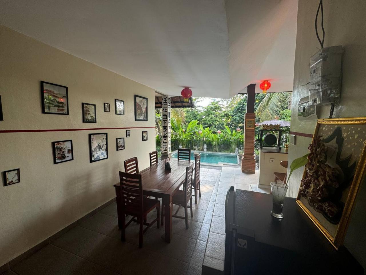 Uda * Ubud