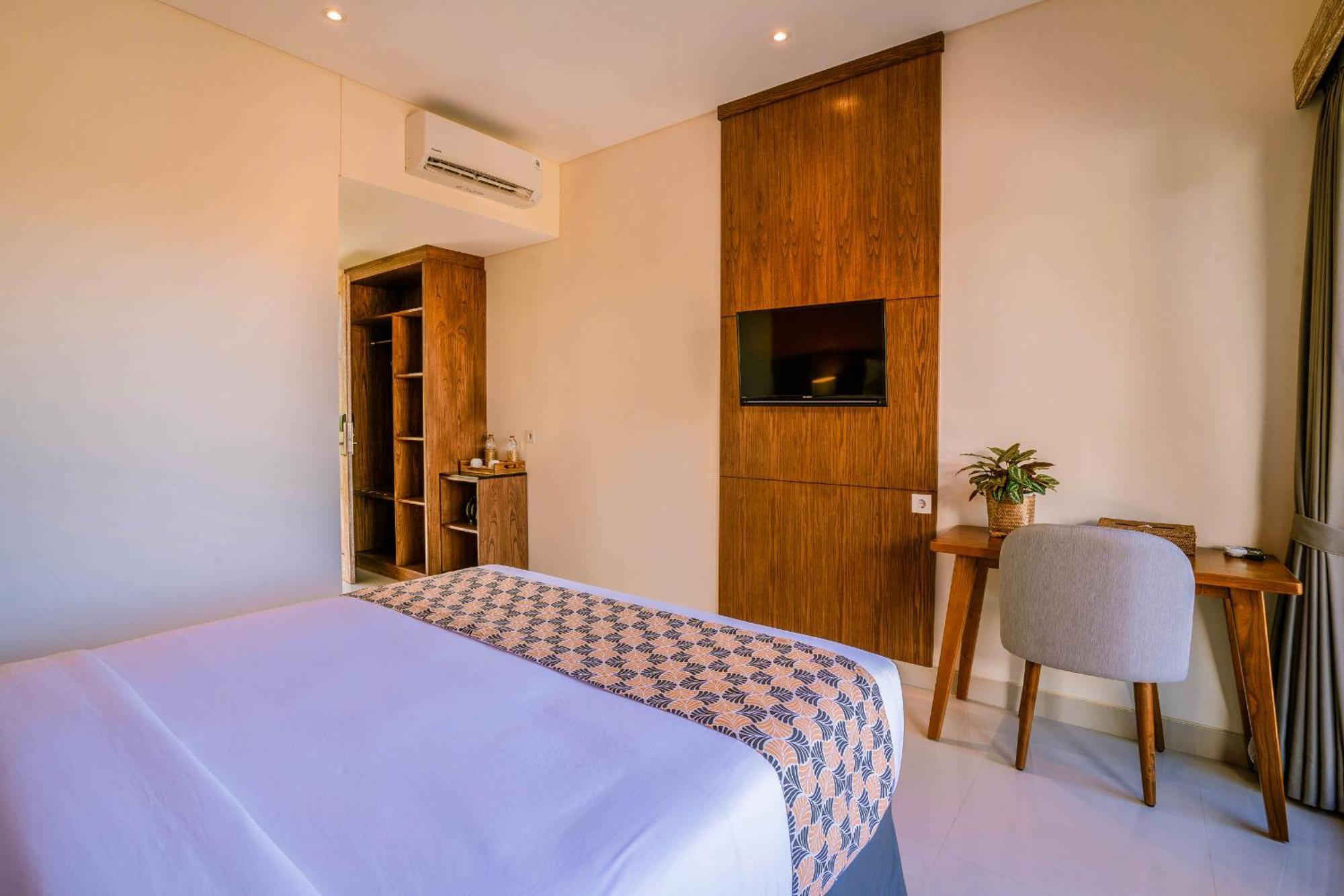 Hotel Kahayana 3*