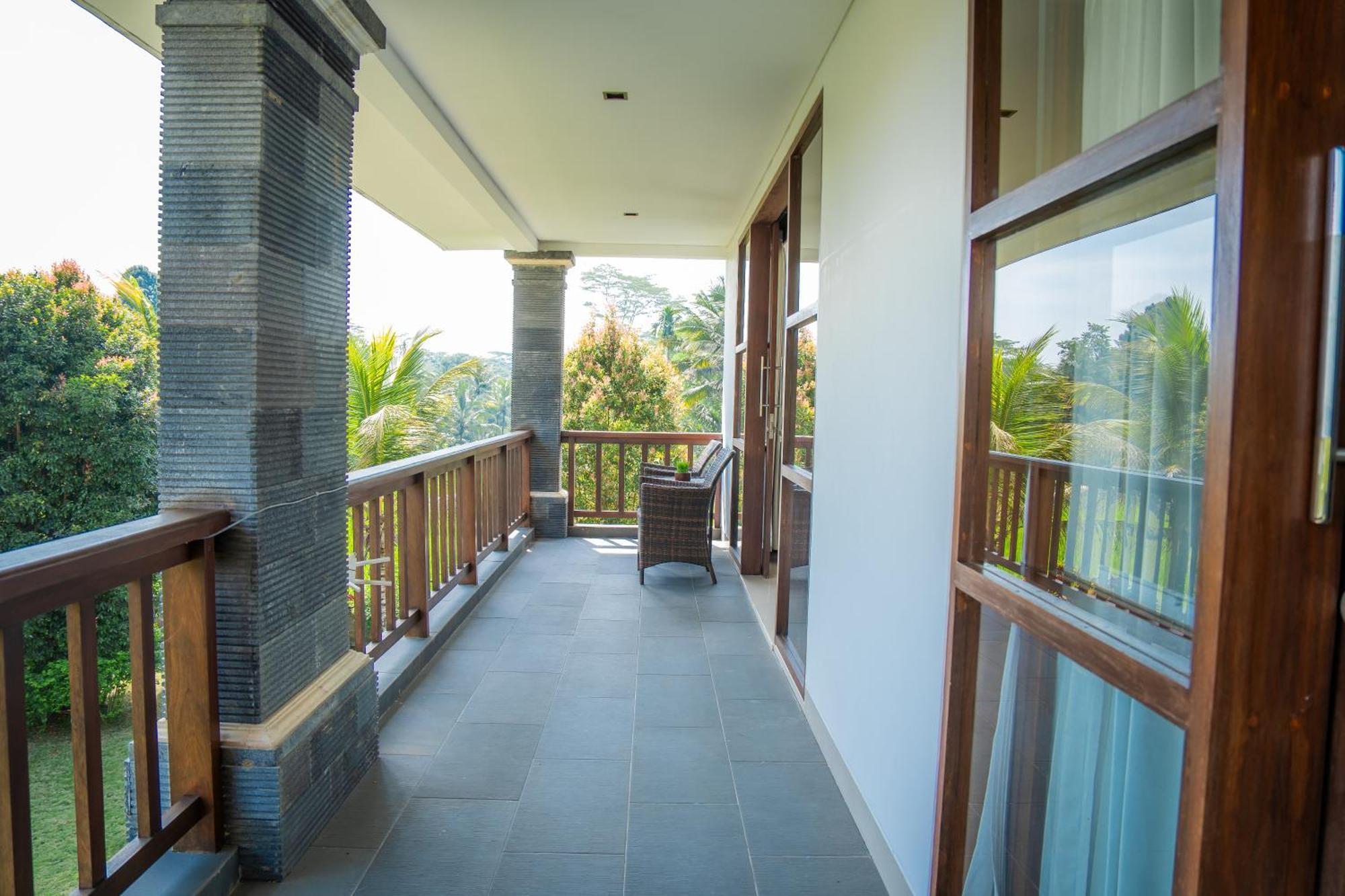 Meng Bengil Villa *