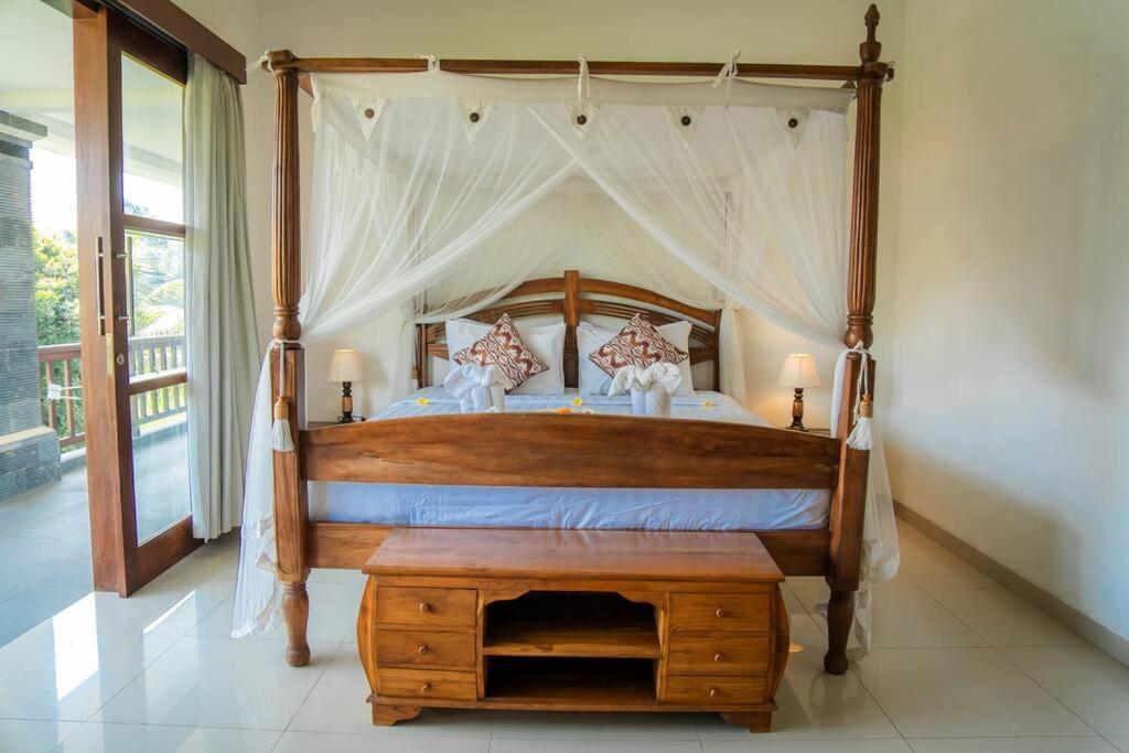 Spacious 2 Bedroom Private Pool * Ubud (Bali)