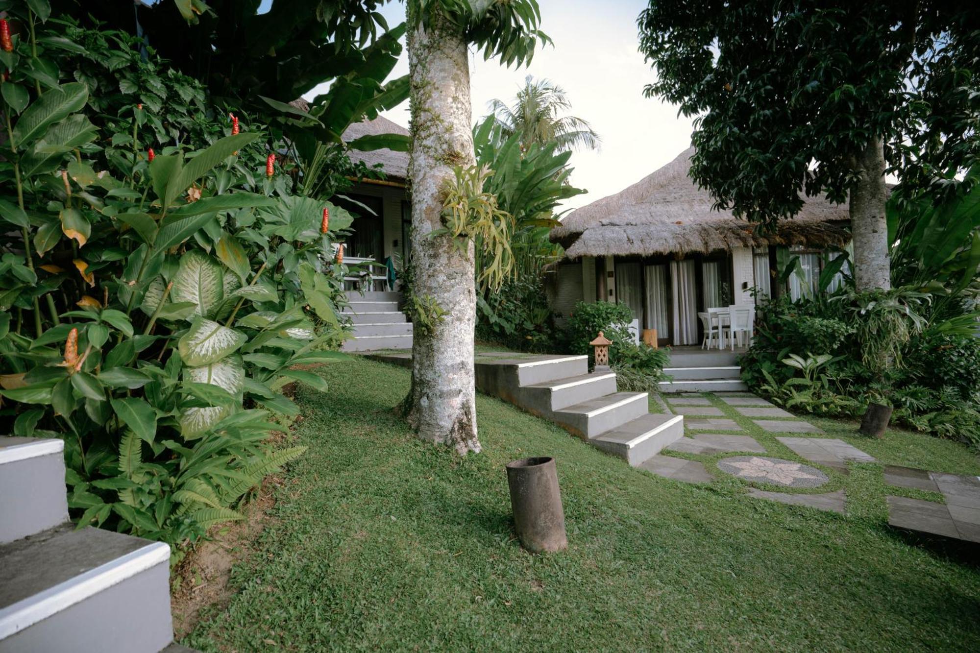 Taman liburan Dedari 4*