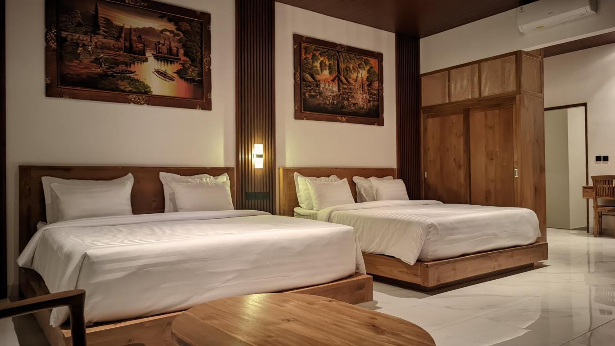 Sujiwa & Hotel Ubud