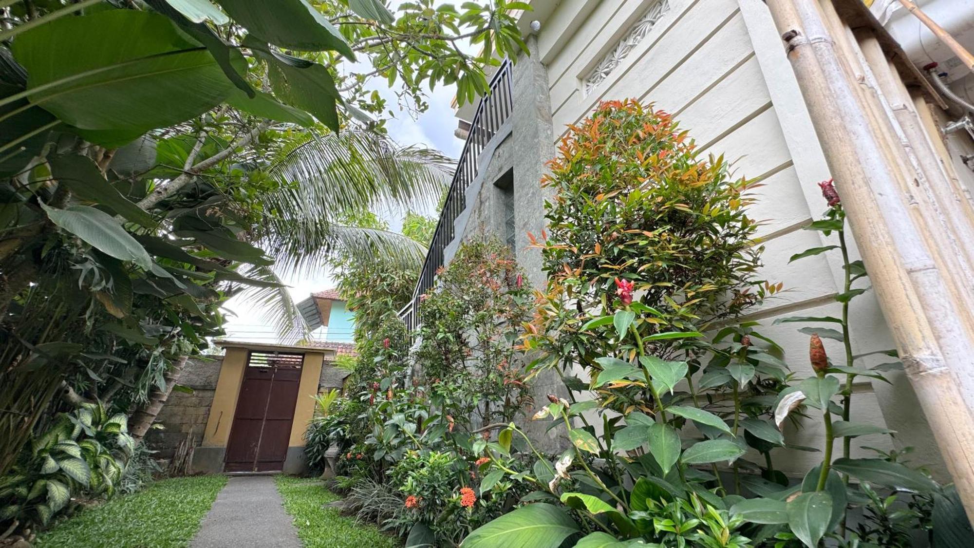 Puspa Bali Guest house