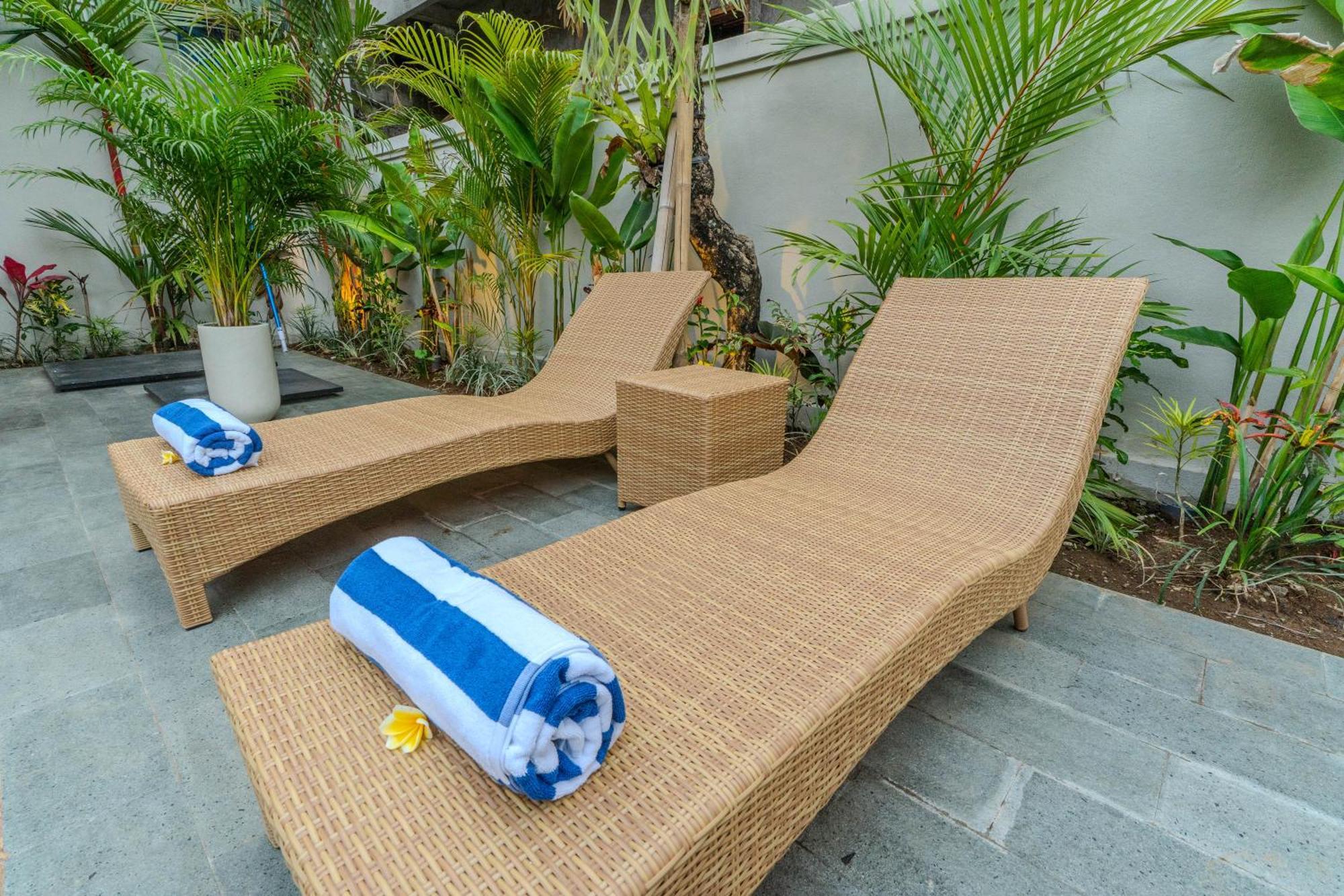 Acarya Villa *