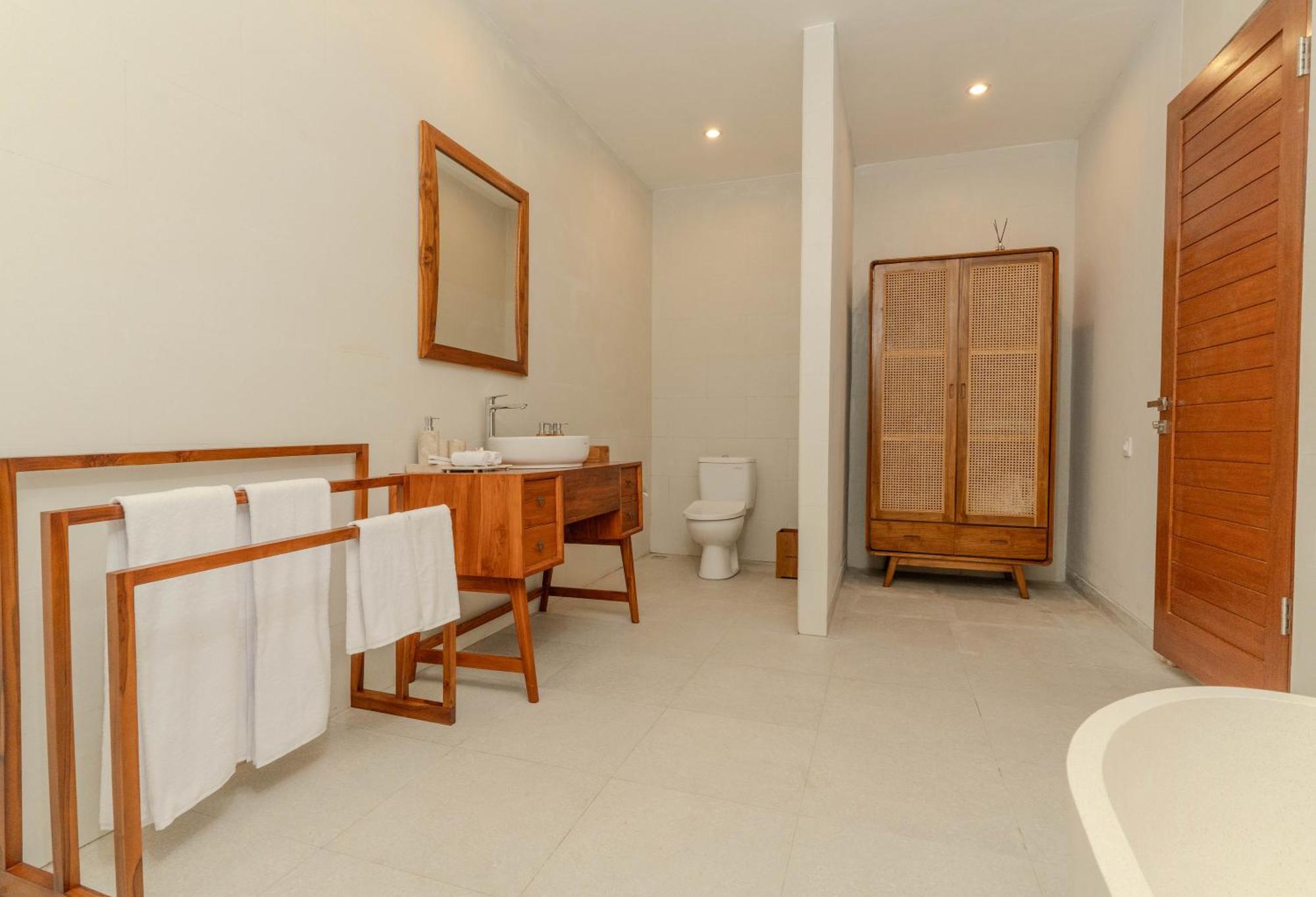 Villa Acarya