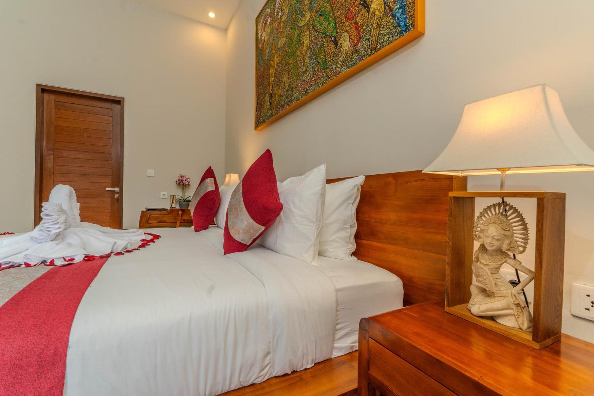 Villa Acarya *