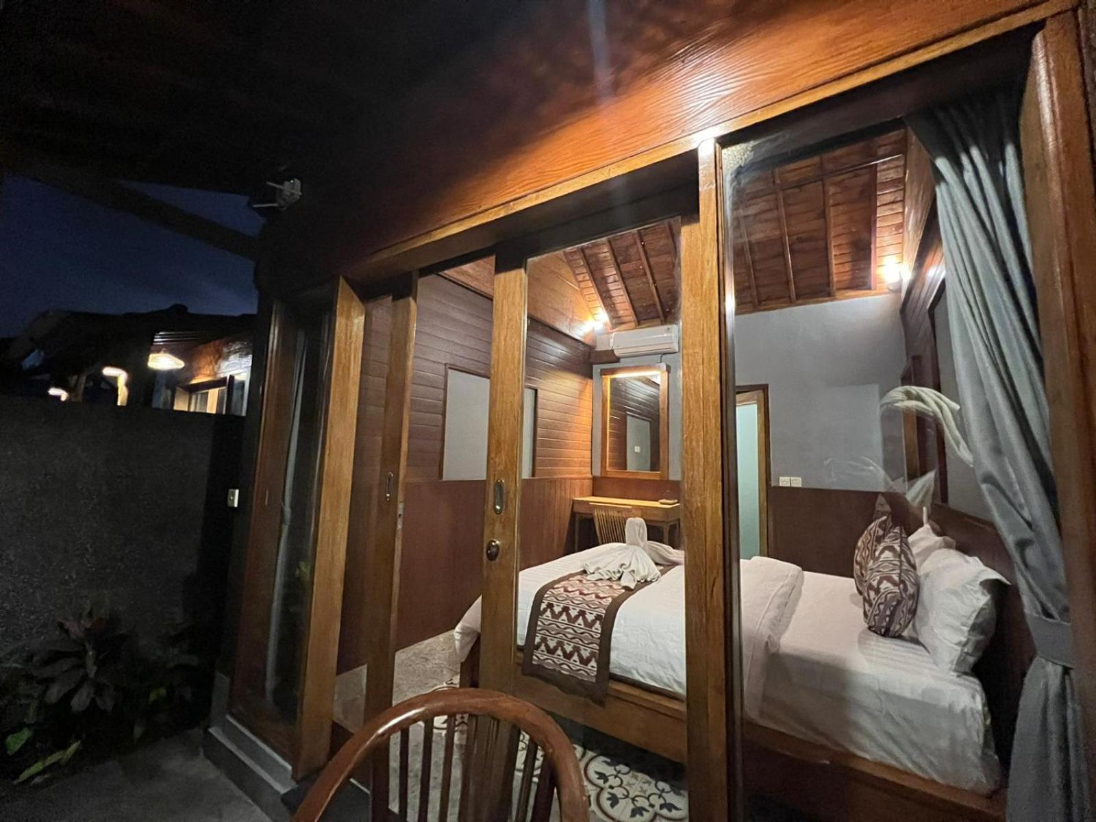 Pakis Kutuh Private House In 5 Ubud (Bali)