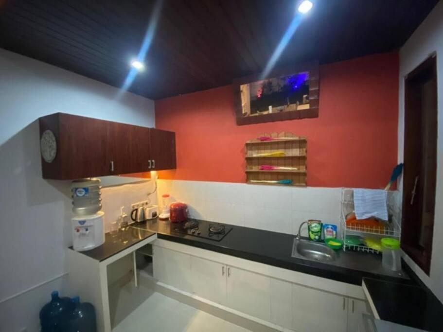 Spacious 4 Bedrooms In The Heart Of